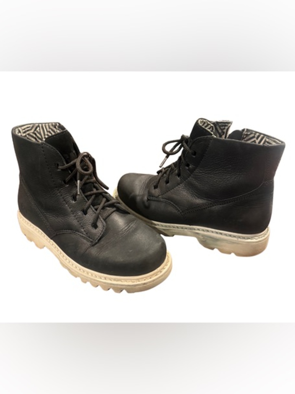 Vintage Caterpillar (CAT) Walking Machine Boots size 7 Oil Resistant